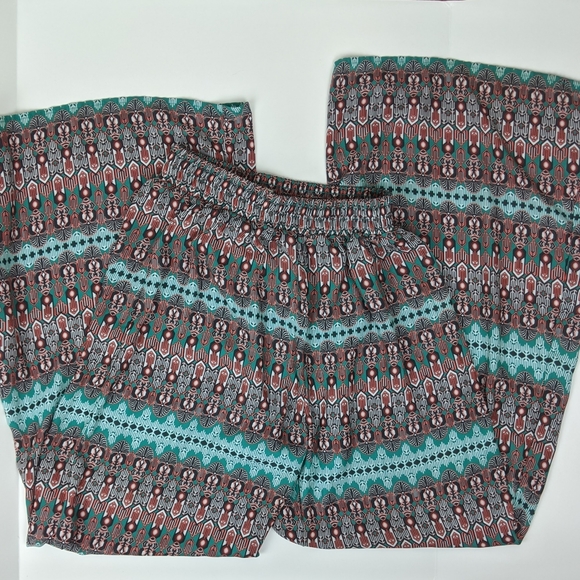 Coco+Jameson Hippie Boho Flowy Wide Leg Pants - Picture 3 of 5